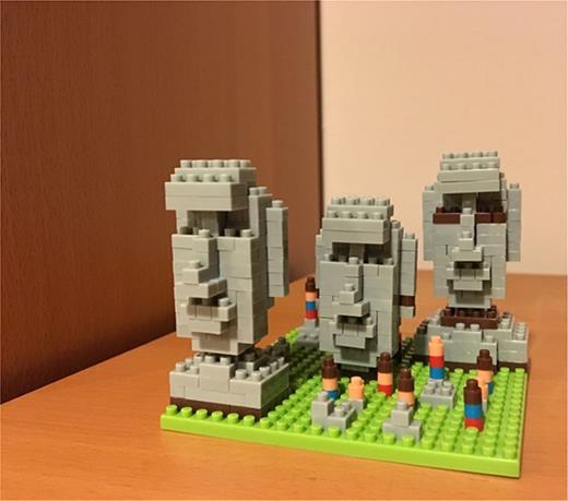 Moai statues assembled from Nanoblocks by the author (V.K.R.).