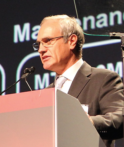 Dr. Francesco Lo Coco presenting his Plenary Scientific Session abstract at the 2012 ASH Annual Meeting.